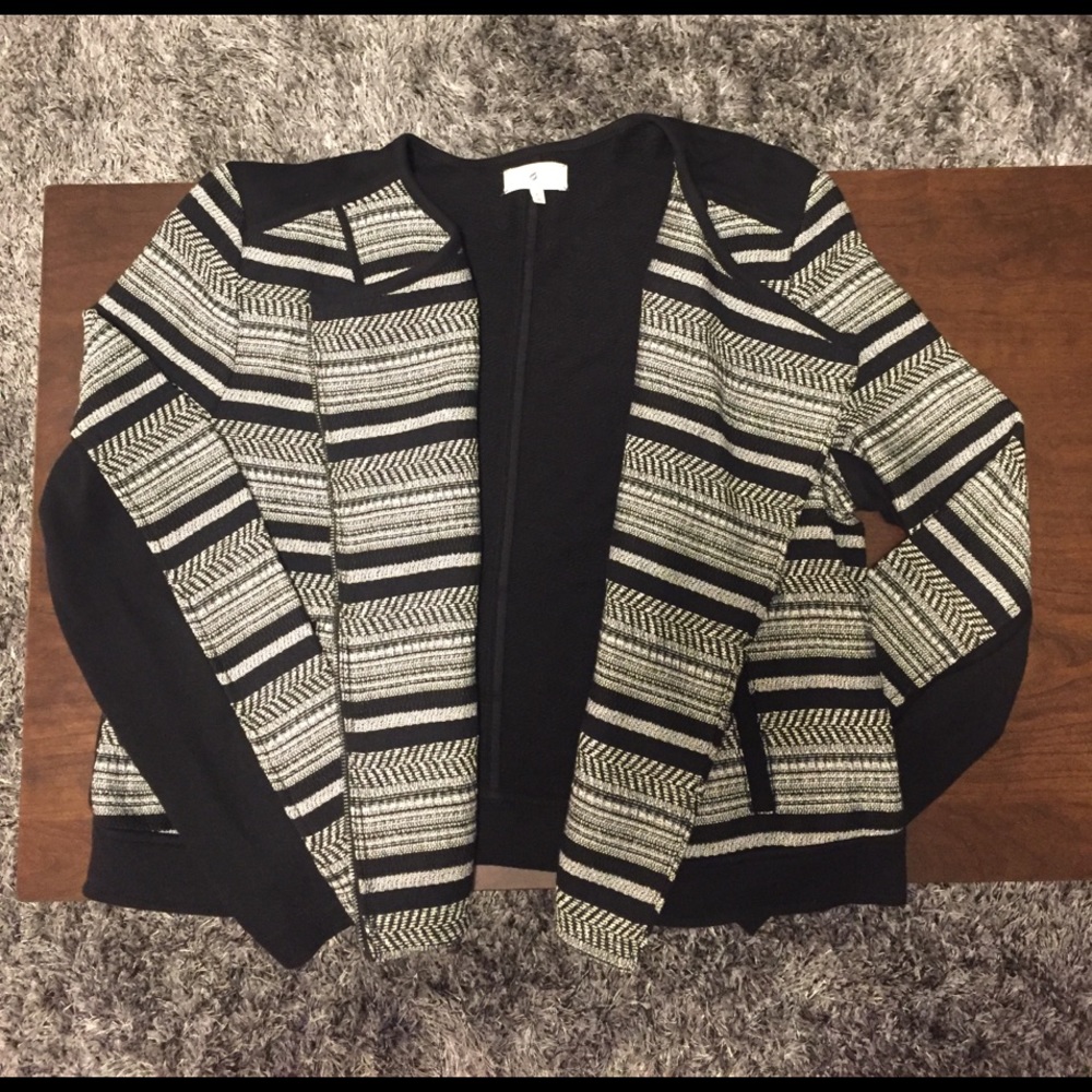 Lou & Grey Jacket Lightweight Black and White